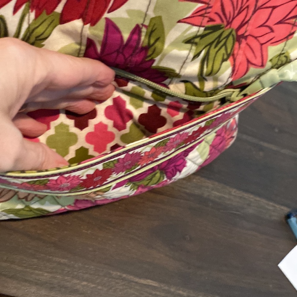 Vera Bradley Retired Pattern Hello Dahlia Quilted Shoulder Tote Satchel Handbag - Picture 8 of 12
